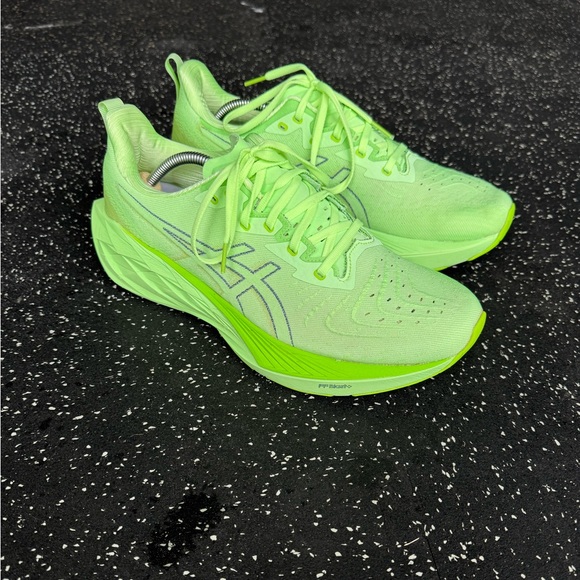 Asics Other - ASICS Novablast 4 - Size 12